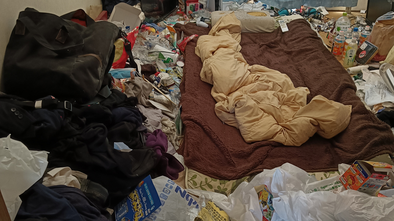 周南市ゴミ部屋1