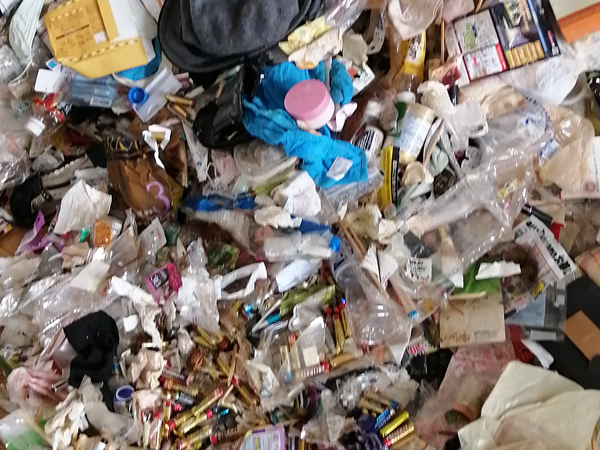 今治市ゴミ部屋EYE