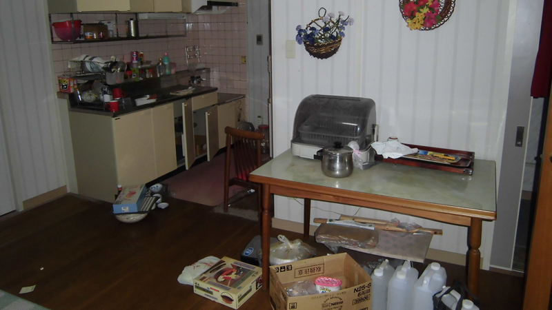 土佐市公営住宅遺品整理1